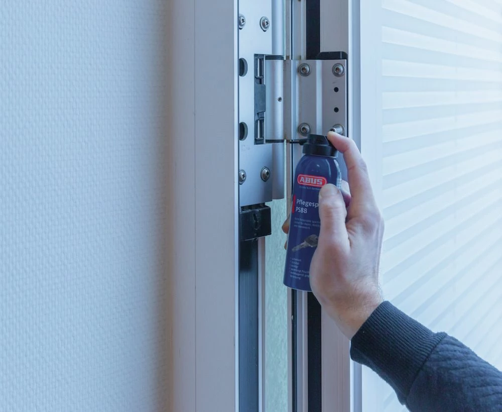 ABUS - Spray D'entretien PS88 Pour Serrures - 50 Ml 5 ABUS - Spray D'entretien PS88 Pour Serrures - 50 Ml – Image 3