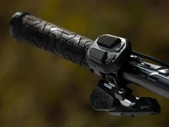 Giant - RideControl Ergo SG - Commande Au Guidon -Promos Vélo Électrique Magasin giant ridecontrol ergo sg commande au guidon detail 2 3840x2160