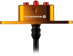 Supernova - E3 Tail Light 2 - Feu Arrière Pour Porte-bagages 6V -Promos Vélo Électrique Magasin supernova e3 tail light 2 feu arriere porte bagages orange 3840x2160